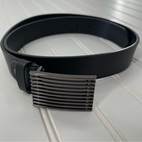 Sisley 100% Leather Black Belt Size XL - Picture 1 of 9